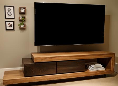 ΕΠΙΠΛΟ TV ΟΜΗΡΟΣ , ΕΠΙΠΛΟ ΤΗΛΕΟΡΑΣΗΣ